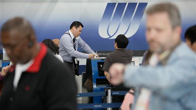 airline_gate_agent640.jpg